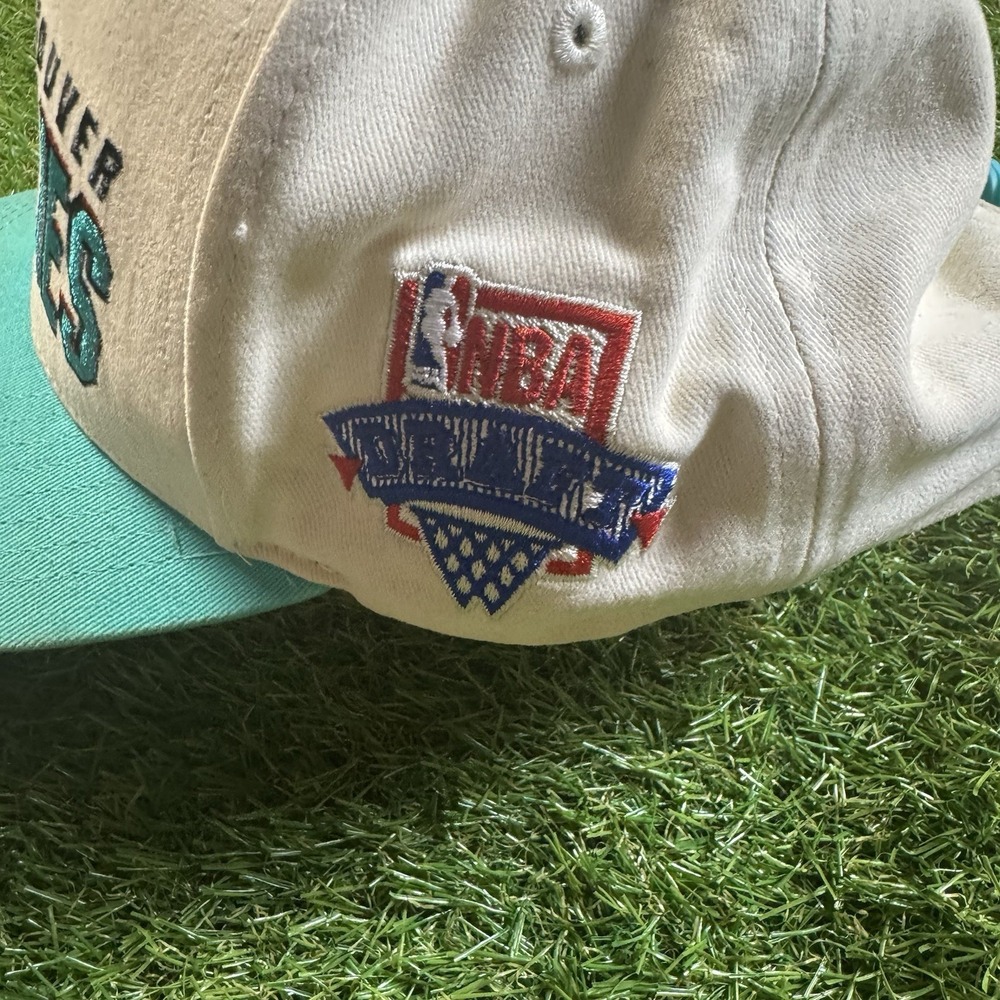 Mitchel & Ness Vancouver Grizzlies Hardwood Classics Snapback Hat NBA 1996 Draft - Picture 3 of 9